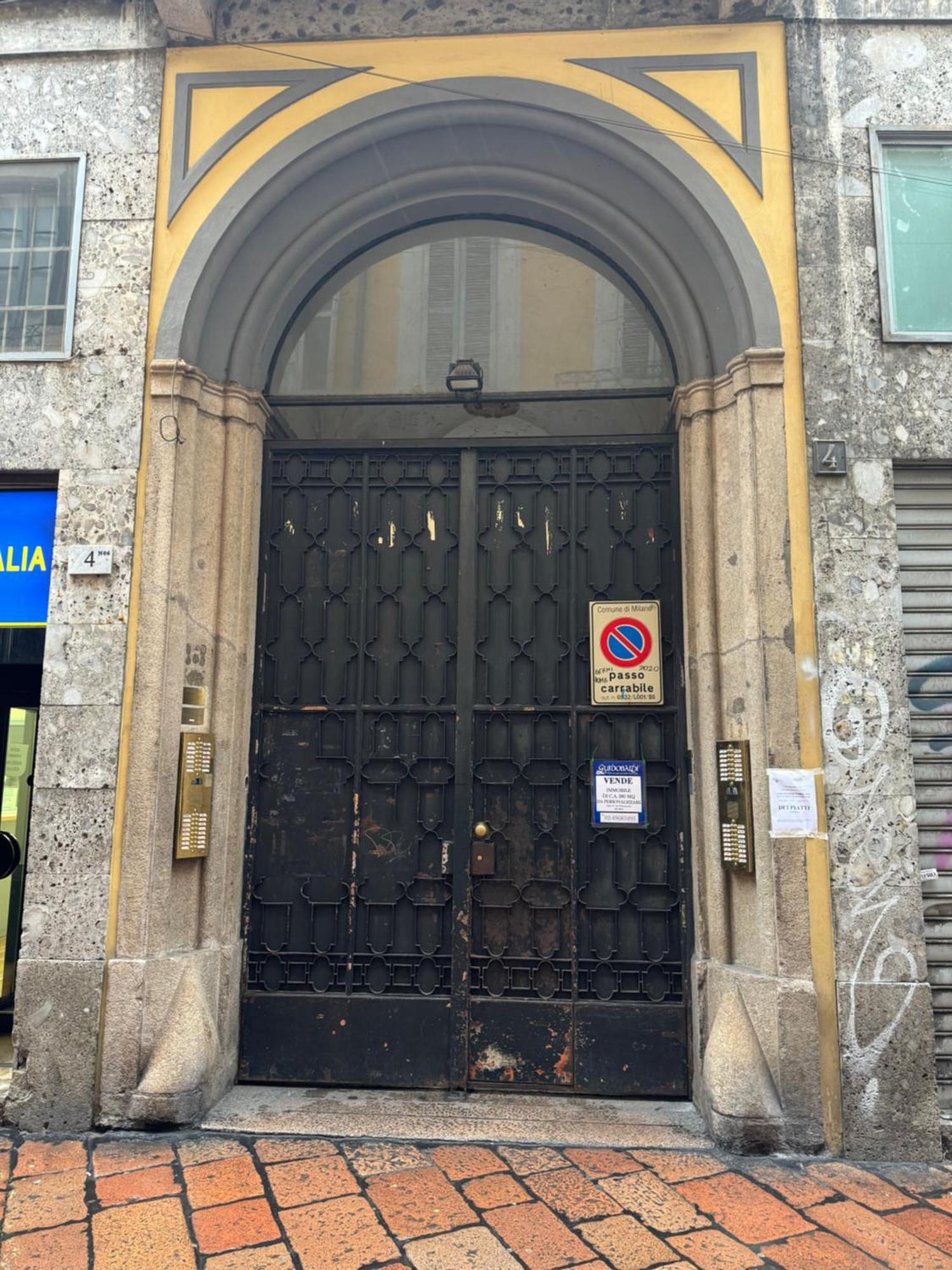 Free 30 Minutes Preemptive Cognitive Disconnect Therapy Price Location Real Duomo Palace Mini Suite Milan Luaran gambar