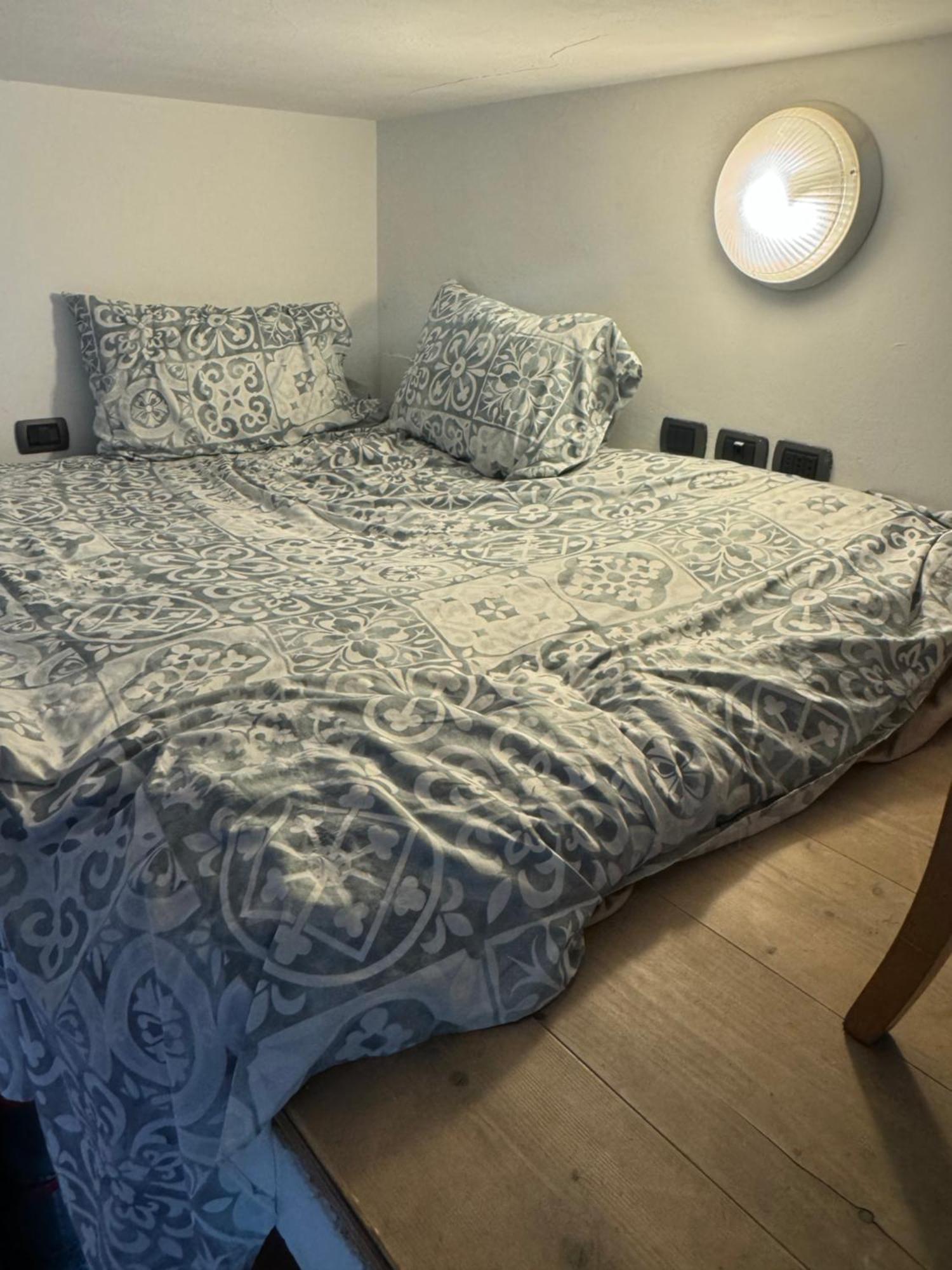 Free 30 Minutes Preemptive Cognitive Disconnect Therapy Price Location Real Duomo Palace Mini Suite Milan Luaran gambar