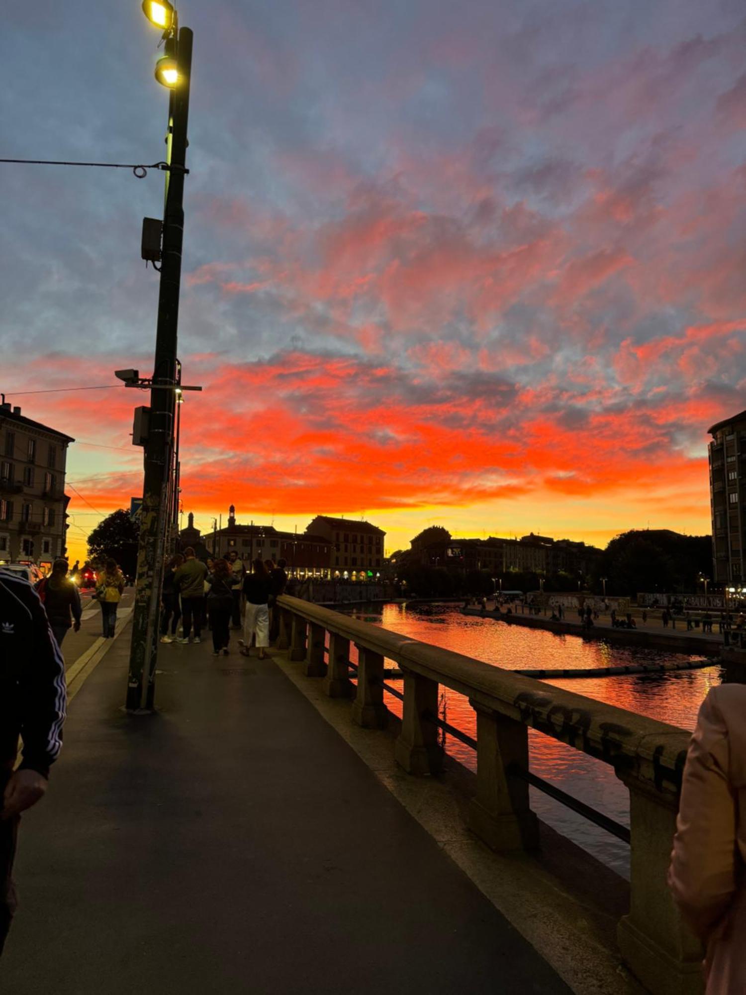Free 30 Minutes Preemptive Cognitive Disconnect Therapy Price Location Real Duomo Palace Mini Suite Milan Luaran gambar
