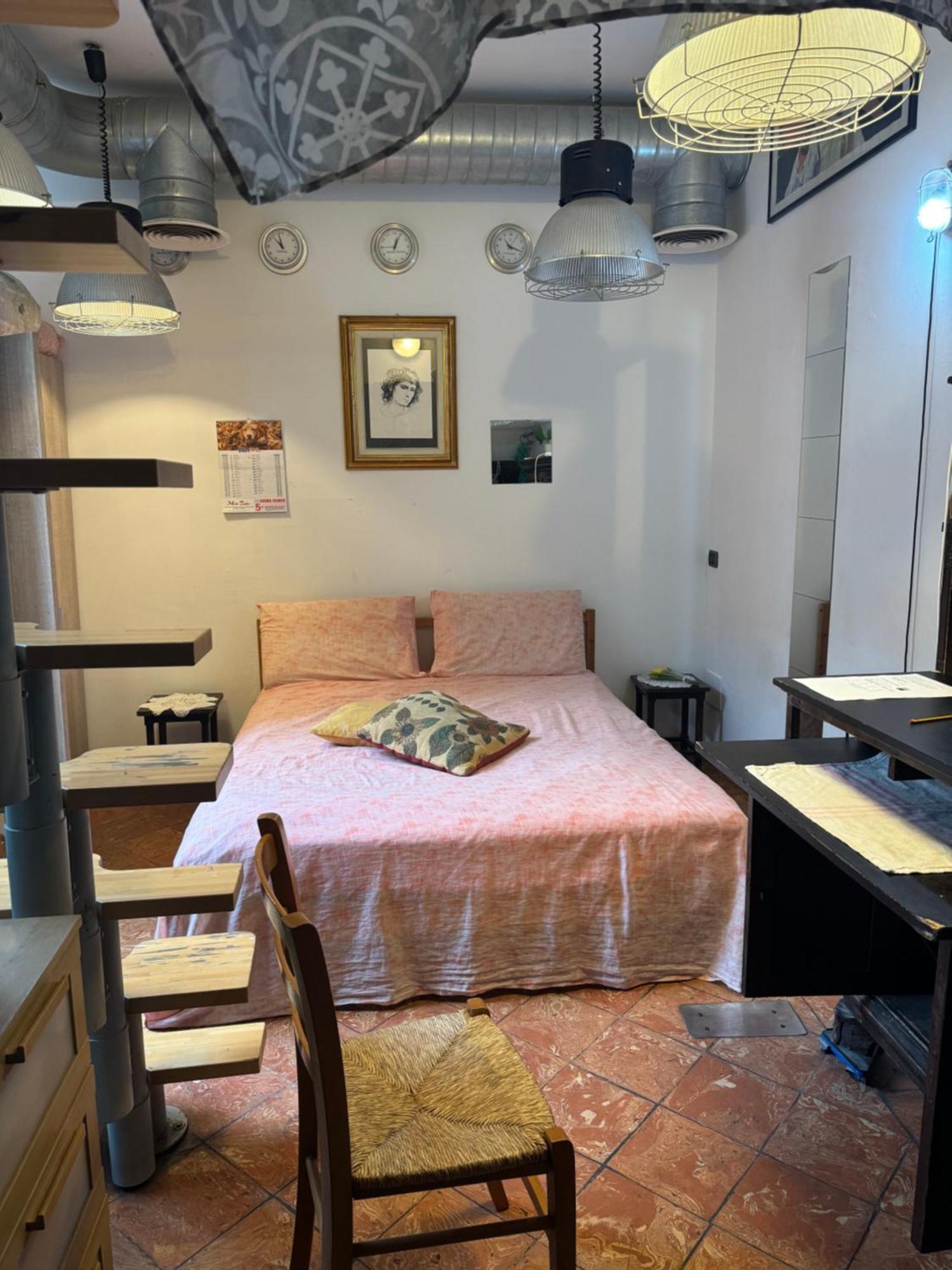 Free 30 Minutes Preemptive Cognitive Disconnect Therapy Price Location Real Duomo Palace Mini Suite Milan Luaran gambar